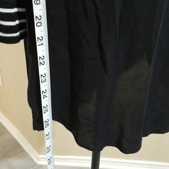 Two Vince Camuto stripe dress size small - Picture 7 of 7